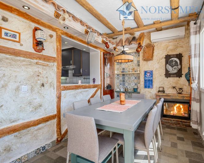 Image No.4-7 Bed Villa for sale