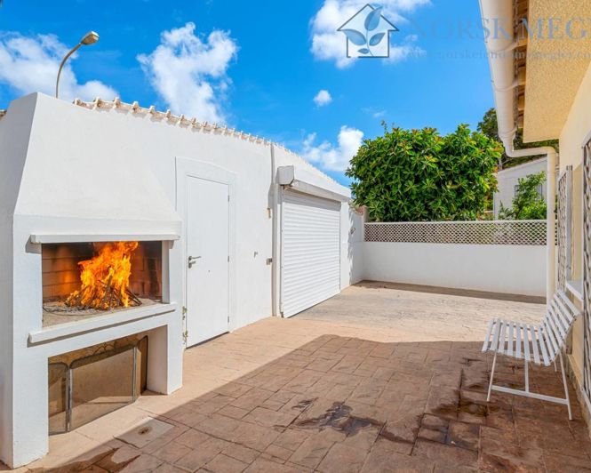 Image No.40-7 Bed Villa for sale