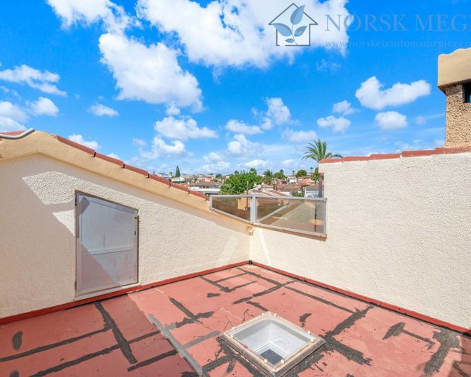 Image No.51-7 Bed Villa for sale