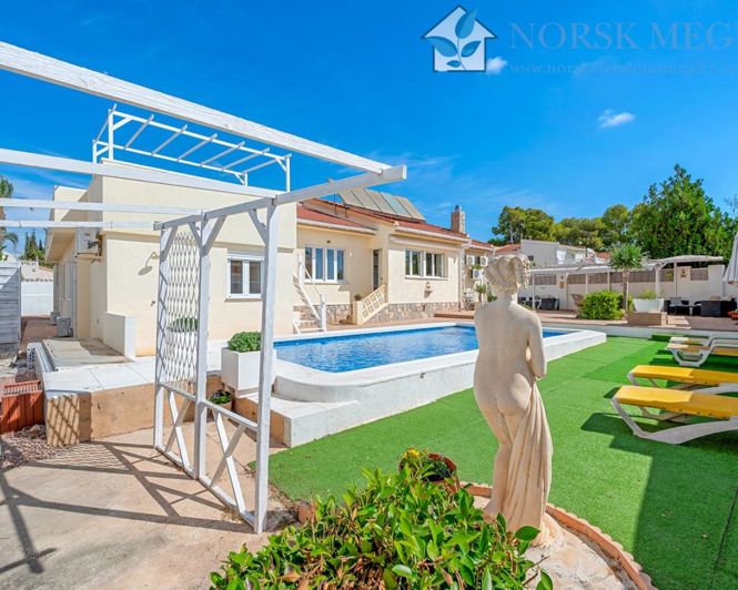 Image No.59-7 Bed Villa for sale