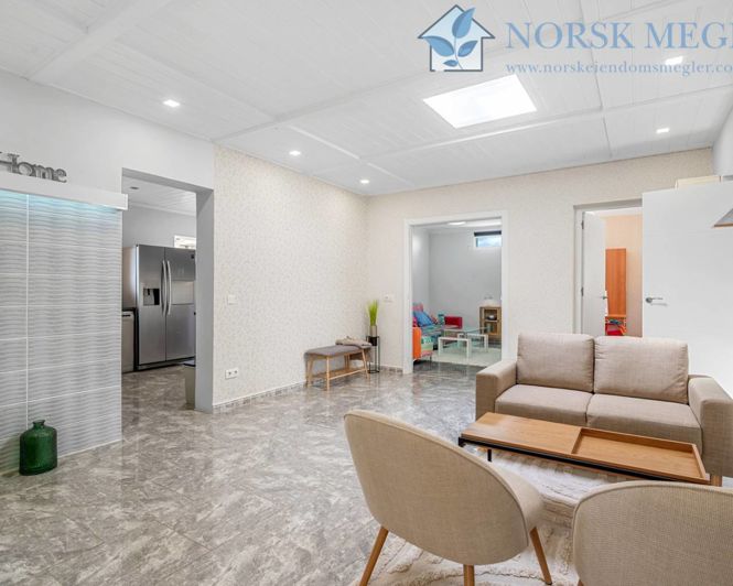 Image No.6-7 Bed Villa for sale