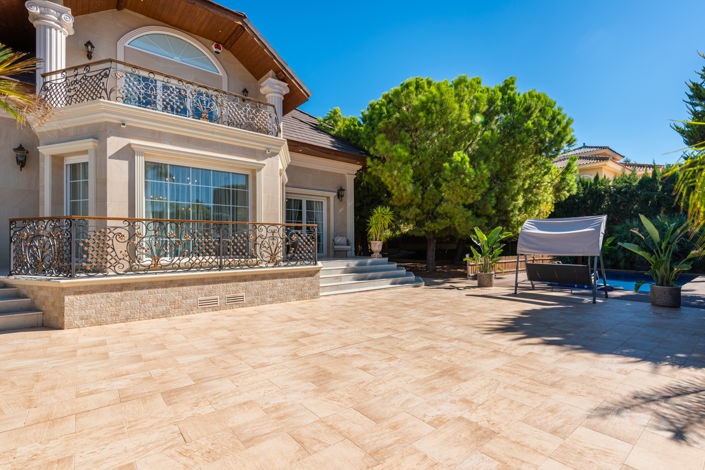 Image No.44-5 Bed Villa for sale