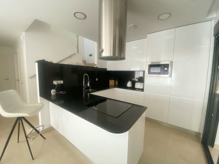 Image No.4-3 Bed Villa for sale