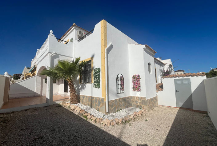 Image No.50-Quad de 3 chambres à vendre à Punta Prima