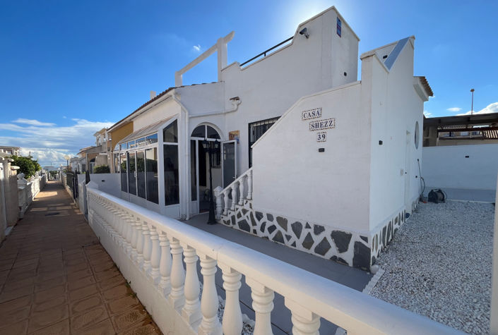 Image No.43-Bungalow de 2 chambres à vendre à Punta Prima