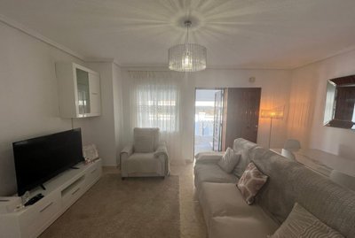 o_1jaccsur5nmk18dl1dbj1ro8or3b