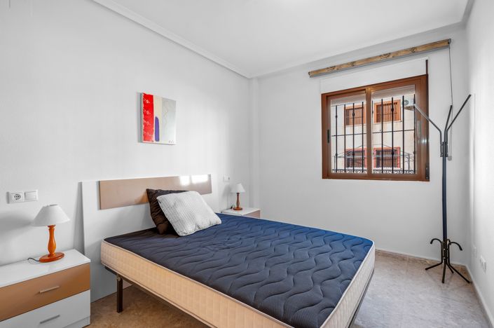 Image No.15-2 Bed Bungalow for sale