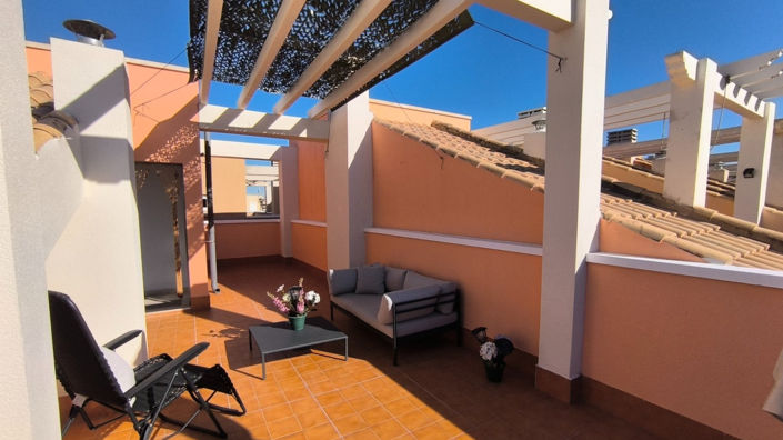 Image No.18-4 Bed Townhouse for sale