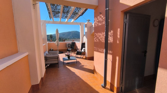 Image No.19-4 Bed Townhouse for sale