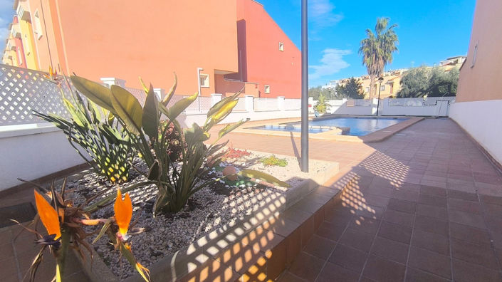 Image No.25-4 Bed Townhouse for sale