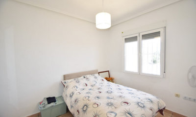 o_1j83hcqh5jp5rq217rtskjrti23