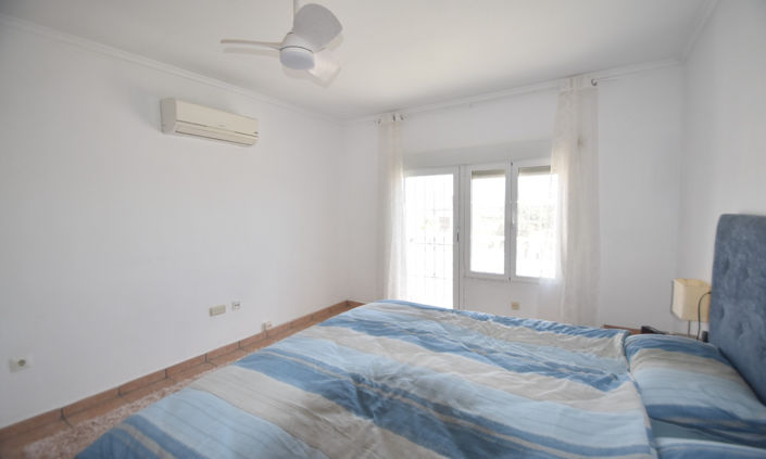 Image No.19-4 Bed Villa for sale