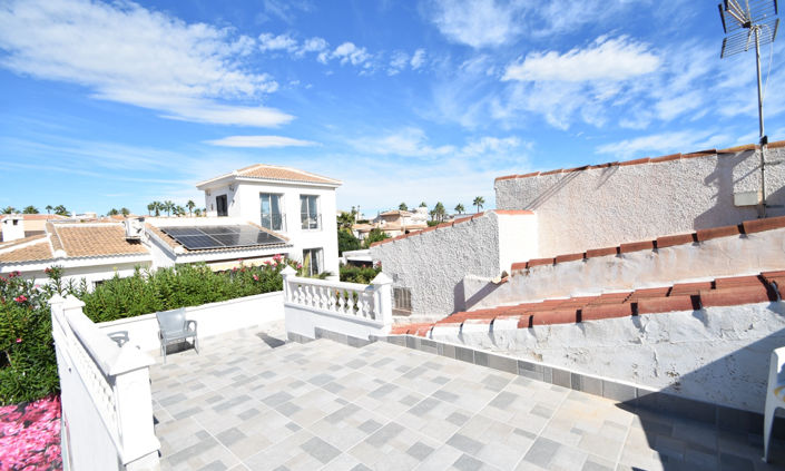 Image No.28-4 Bed Villa for sale