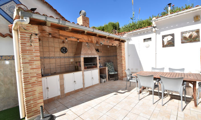 Image No.35-4 Bed Villa for sale