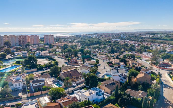 Image No.38-4 Bed Villa for sale