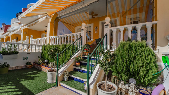 Image No.45-2 Bed Townhouse for sale