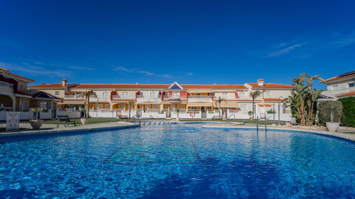 Image No.49-2 Bed Townhouse for sale