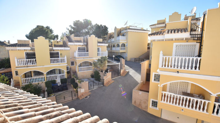 Image No.21-2 Bed Townhouse for sale