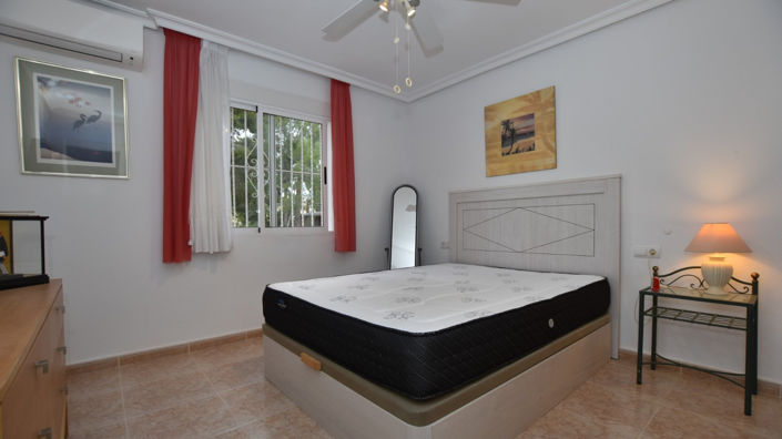 Image No.14-3 Bed Villa for sale