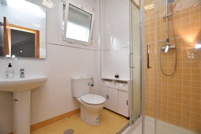 Image No.17-3 Bed Quad for sale