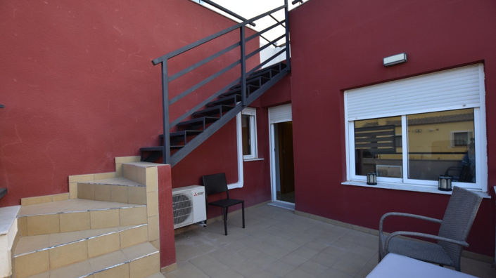 Image No.41-3 Bed Quad for sale