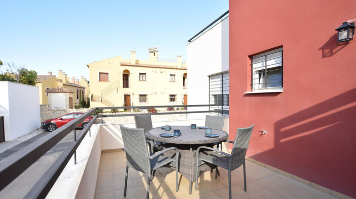 Image No.51-3 Bed Quad for sale