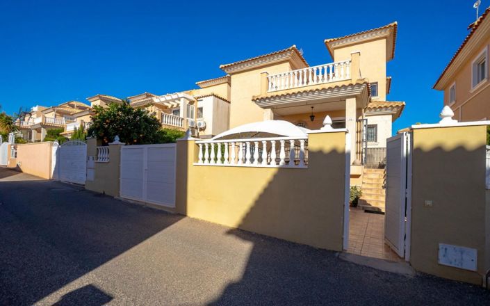 Image No.29-3 Bed Villa for sale