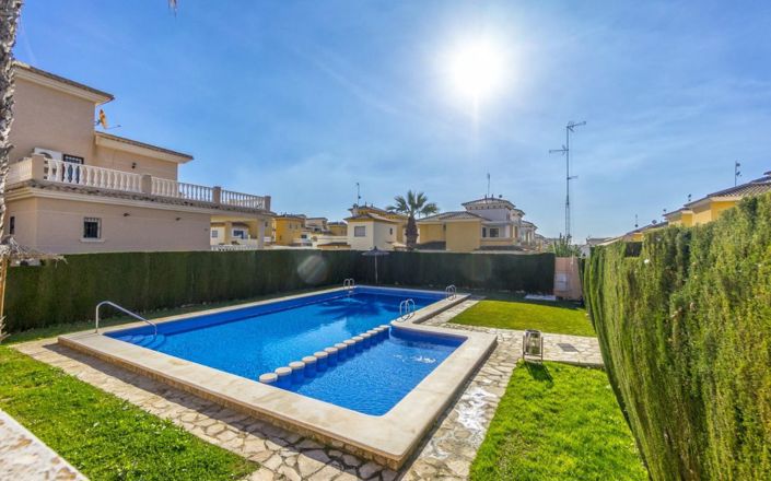 Image No.30-3 Bed Villa for sale