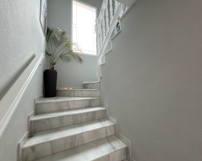 Image No.11-3 Bed Villa for sale