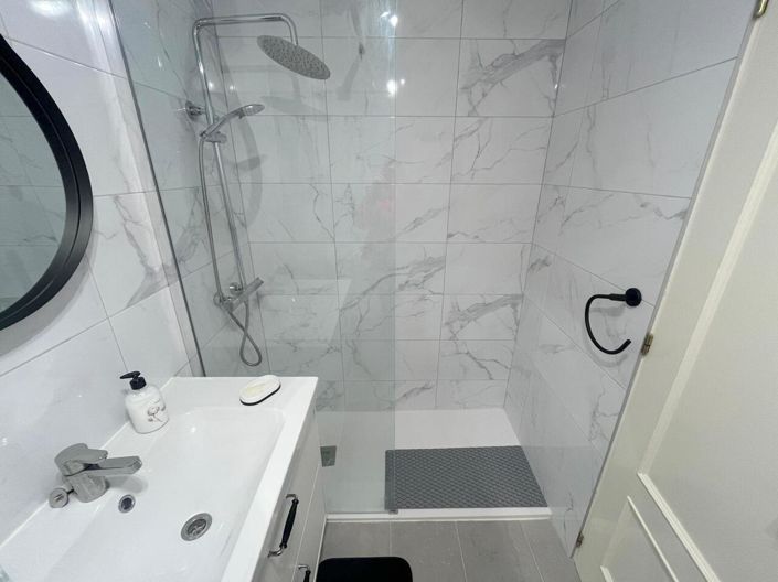 Image No.13-2 Bed Apartment for sale