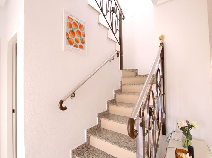 Image No.18-3 Bed Townhouse for sale