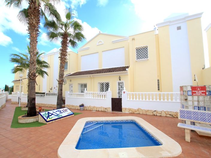 Image No.41-3 Bed Townhouse for sale