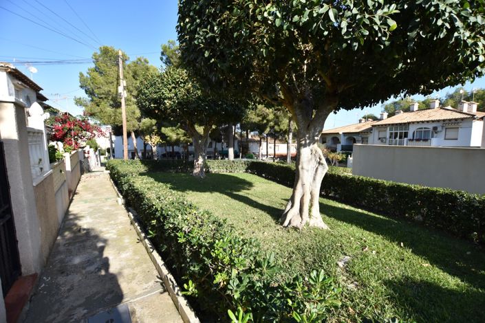 Image No.23-3 Bed Townhouse for sale