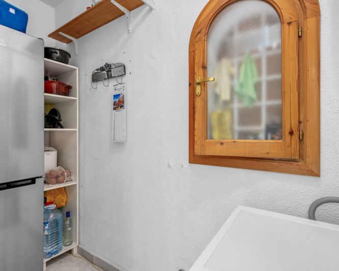 Image No.10-2 Bed Townhouse for sale