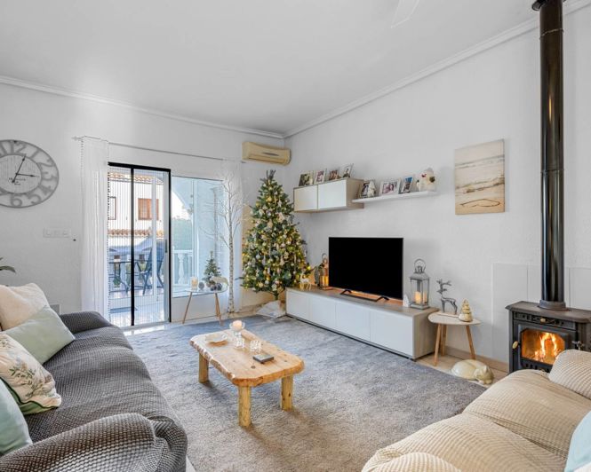 Image No.5-2 Bed Townhouse for sale