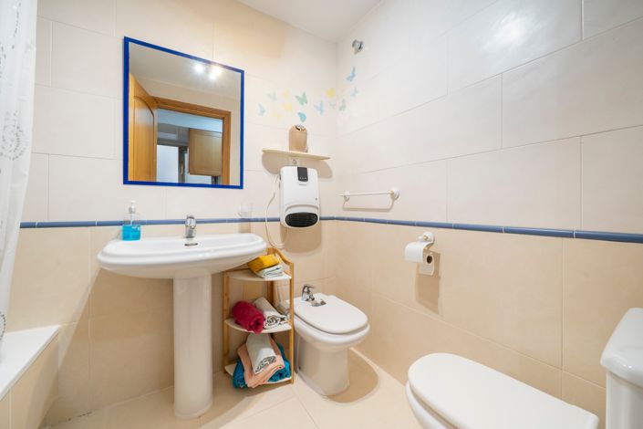 Image No.20-2 Bed Apartment for sale