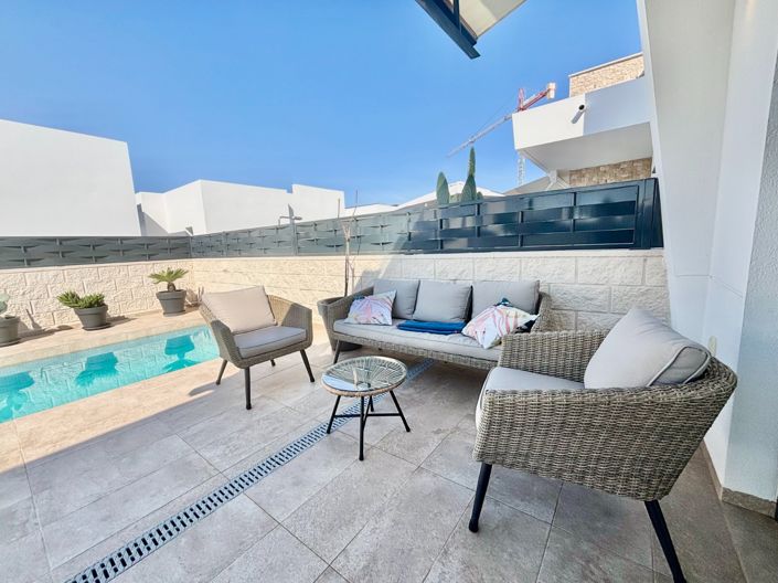 Image No.2-2 Bed Villa for sale