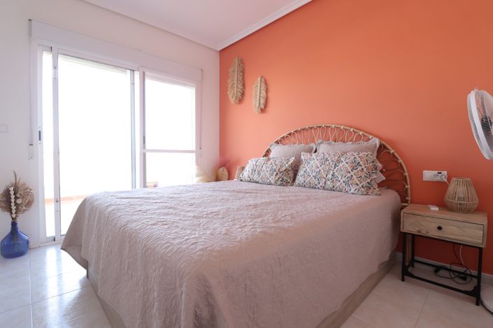 Image No.15-2 Bed Villa for sale