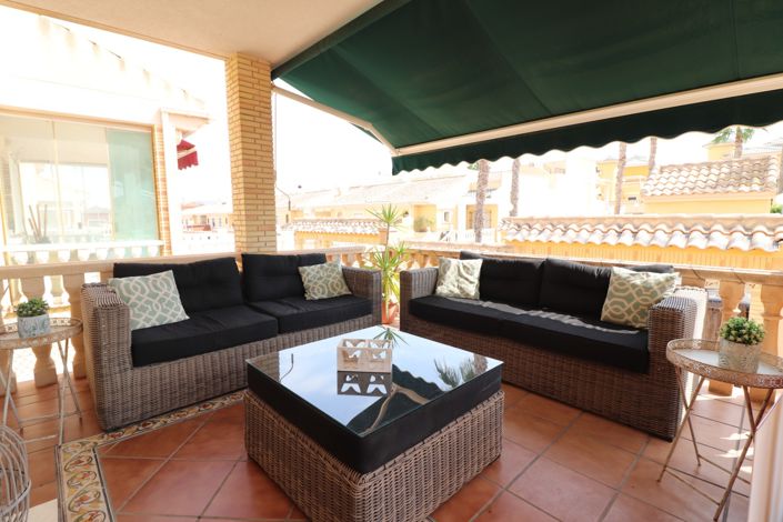 Image No.3-5 Bed Villa for sale