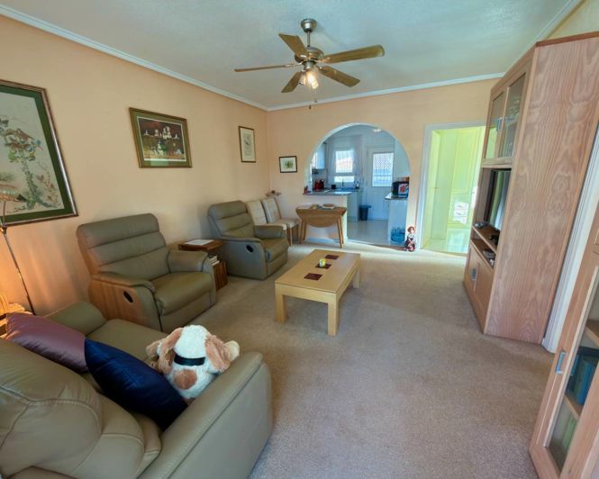 Image No.5-3 Bed Property for sale