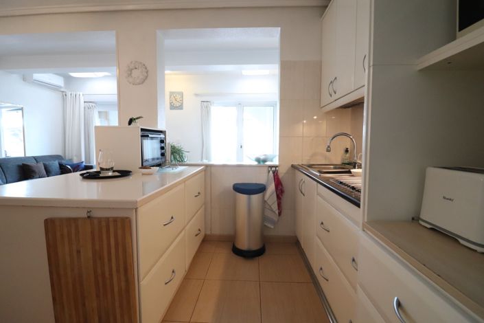 Image No.10-2 Bed Bungalow for sale