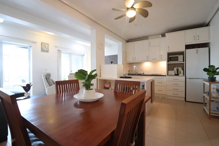 Image No.8-2 Bed Bungalow for sale