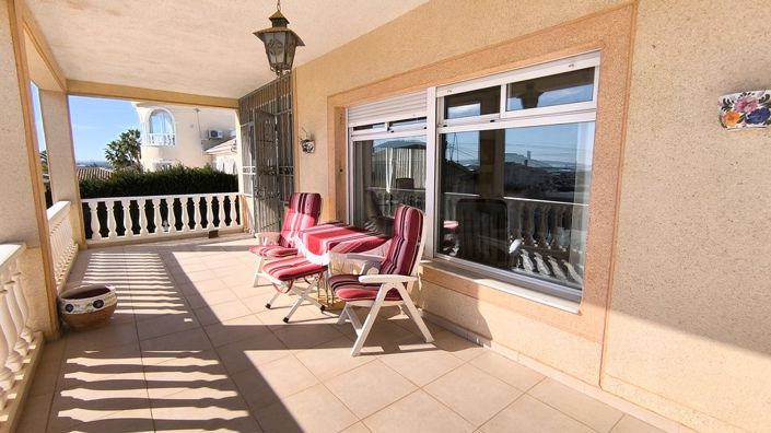 Image No.28-3 Bed Villa for sale