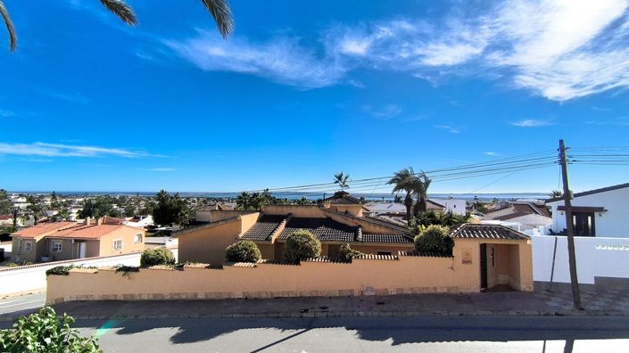 Image No.30-3 Bed Villa for sale