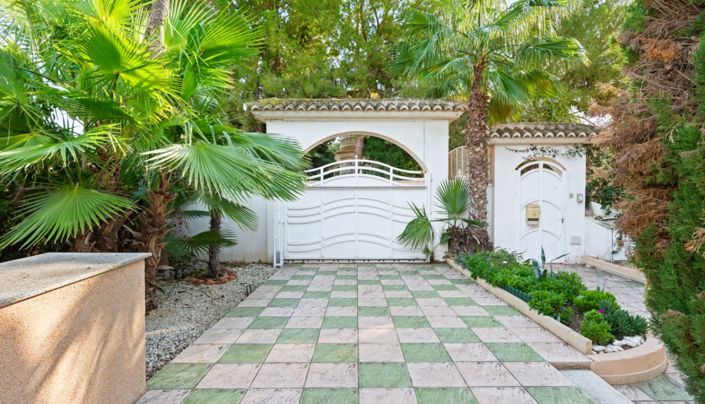 Image No.55-5 Bed Villa for sale