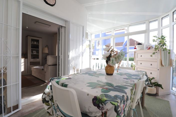 Image No.12-4 Bed Villa for sale