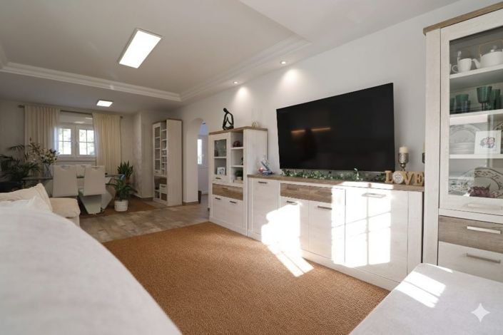 Image No.7-4 Bed Villa for sale