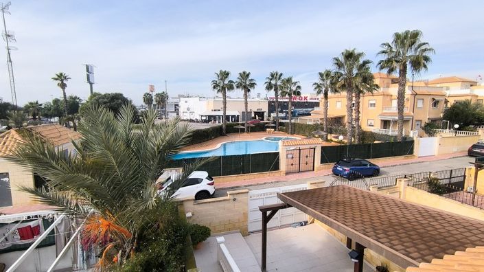 Image No.17-2 Bed Bungalow for sale