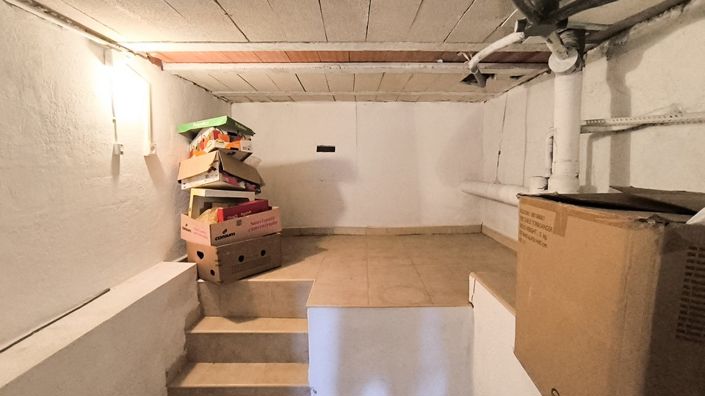 Image No.21-2 Bed Bungalow for sale