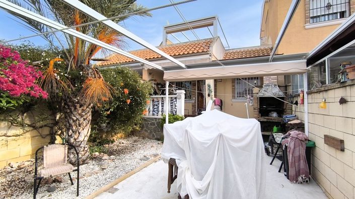 Image No.22-2 Bed Bungalow for sale